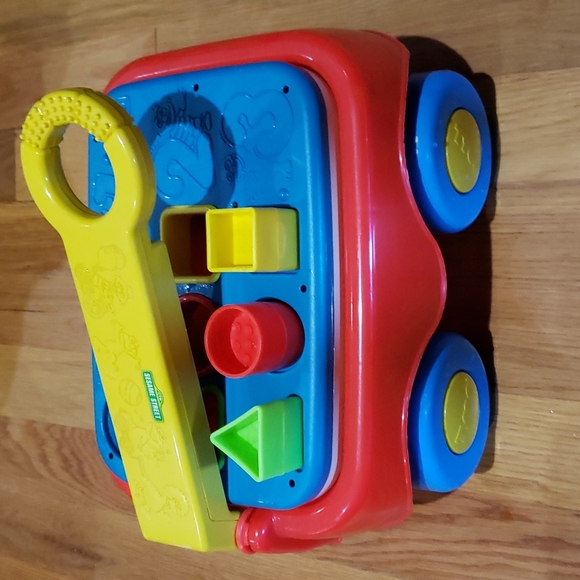 Sesame Street Other - Rare! 1996 Sesame Street Grow N Go Activity Wagon by Tyco Vintage!